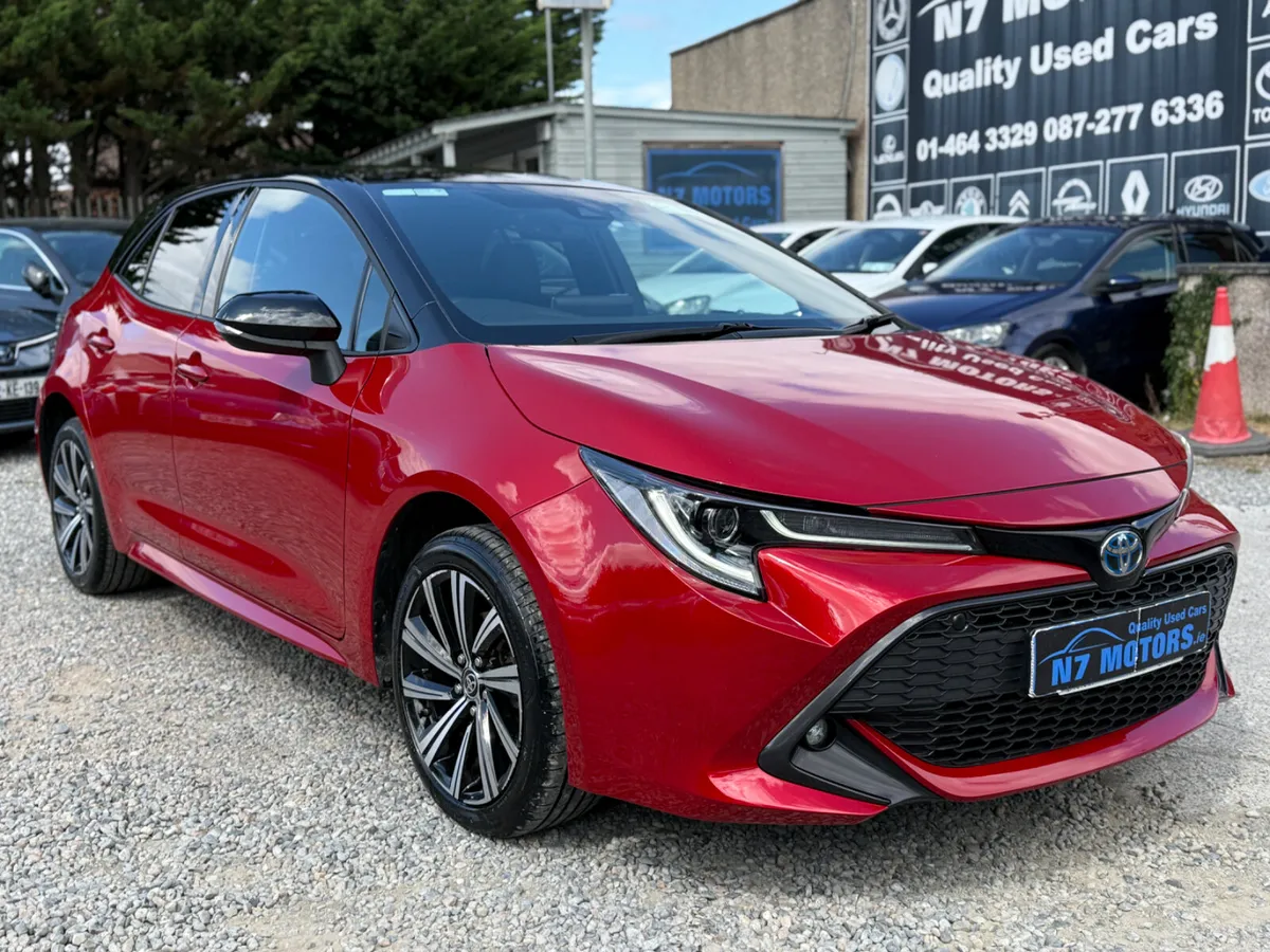2023 Toyota Corolla 1.8 HYBRID LUNA SPORT AUTO - Image 1