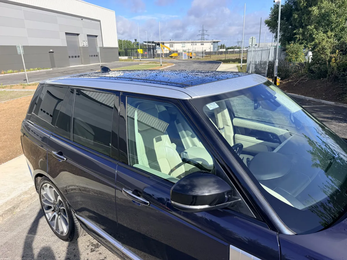 181 Land Rover Range Rover Vogue Autobiography 3.0 - Image 4