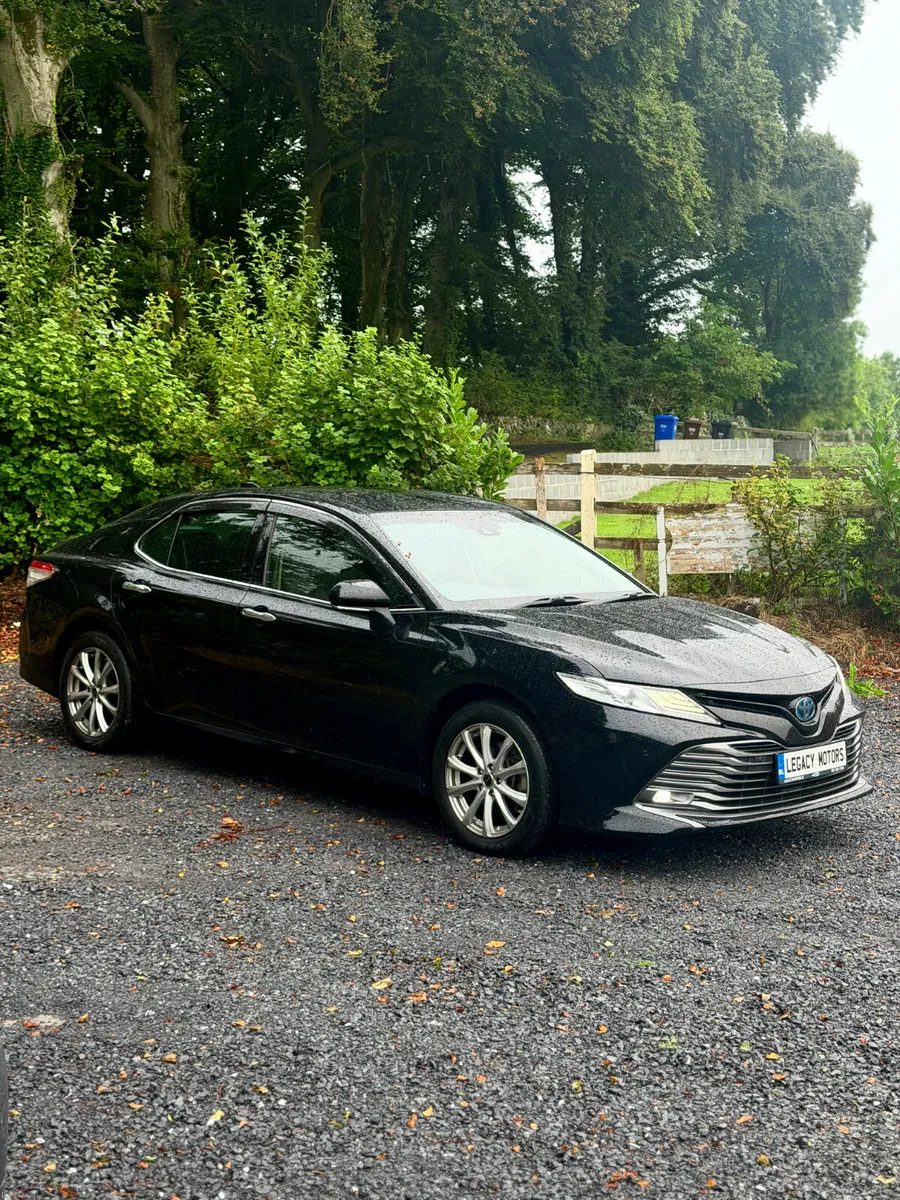 TOYOTA CAMRY 2021 HYBRID E-FOUR AUTO - Image 1