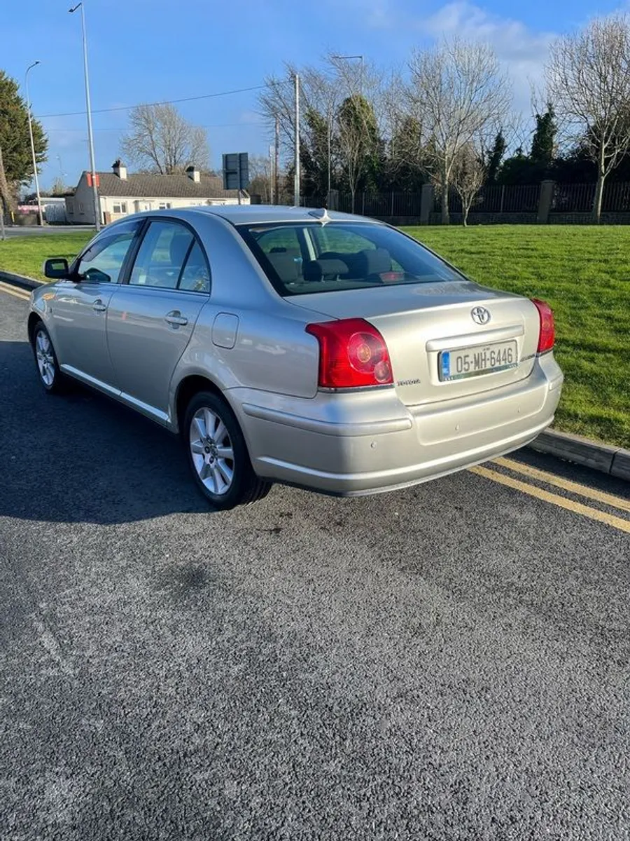 2005 Toyota Avensis - Image 3