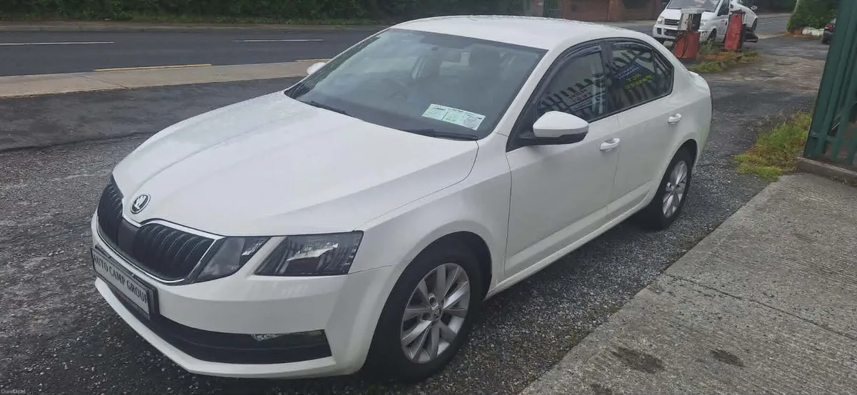 Skoda Octavia 2018 - Image 3
