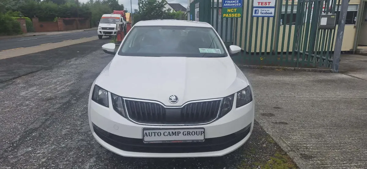 Skoda Octavia 2018 - Image 2