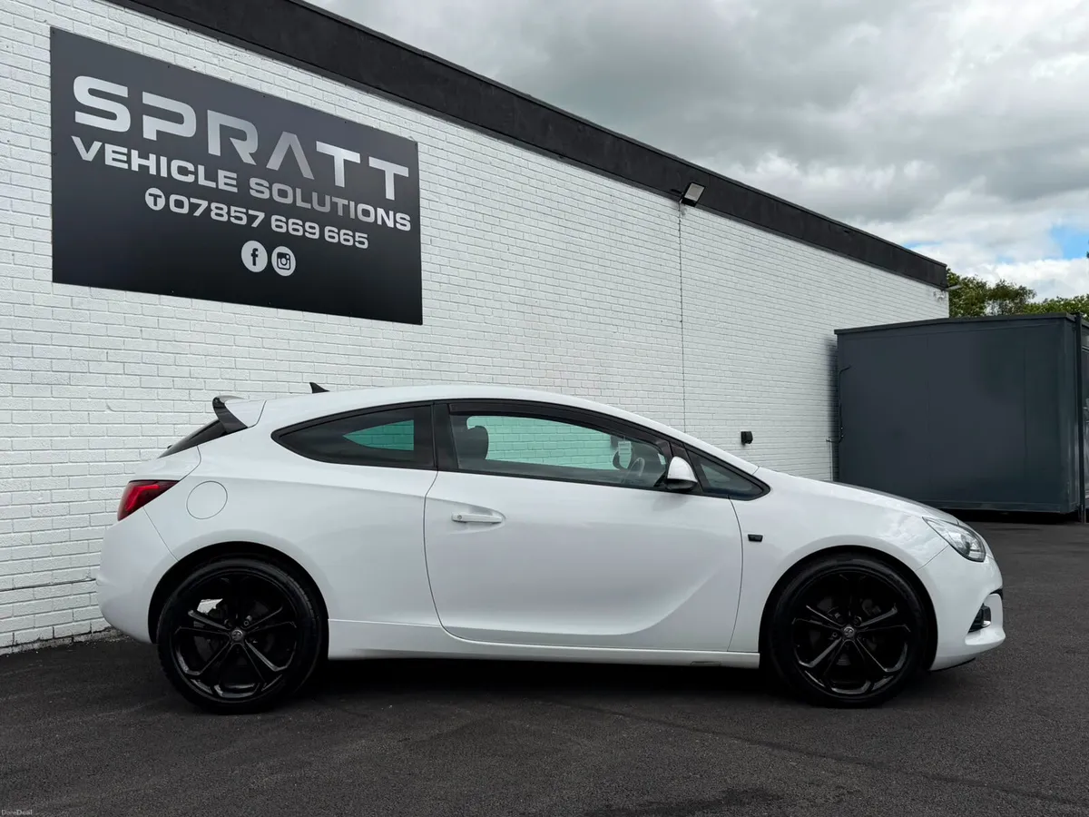 2014 VAUXHALL ASTRA 1.4T 16V *NI CAR* - Image 4