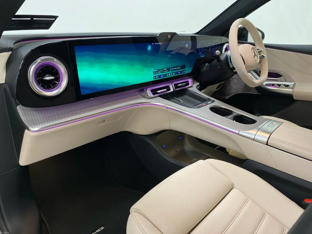 Mercedes-Benz GLC GLC 400 with EQ tecnology - Image 6