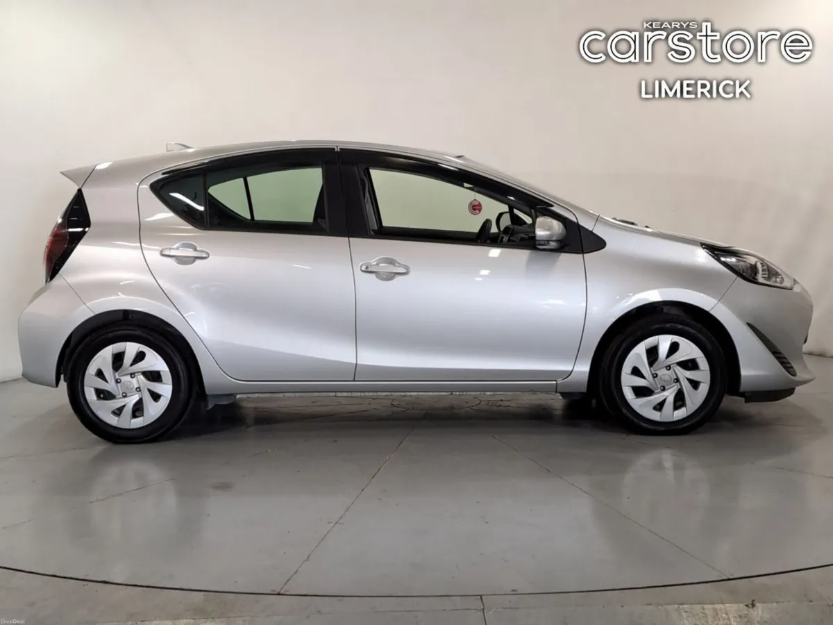 Toyota Aqua 1.5 - Image 2
