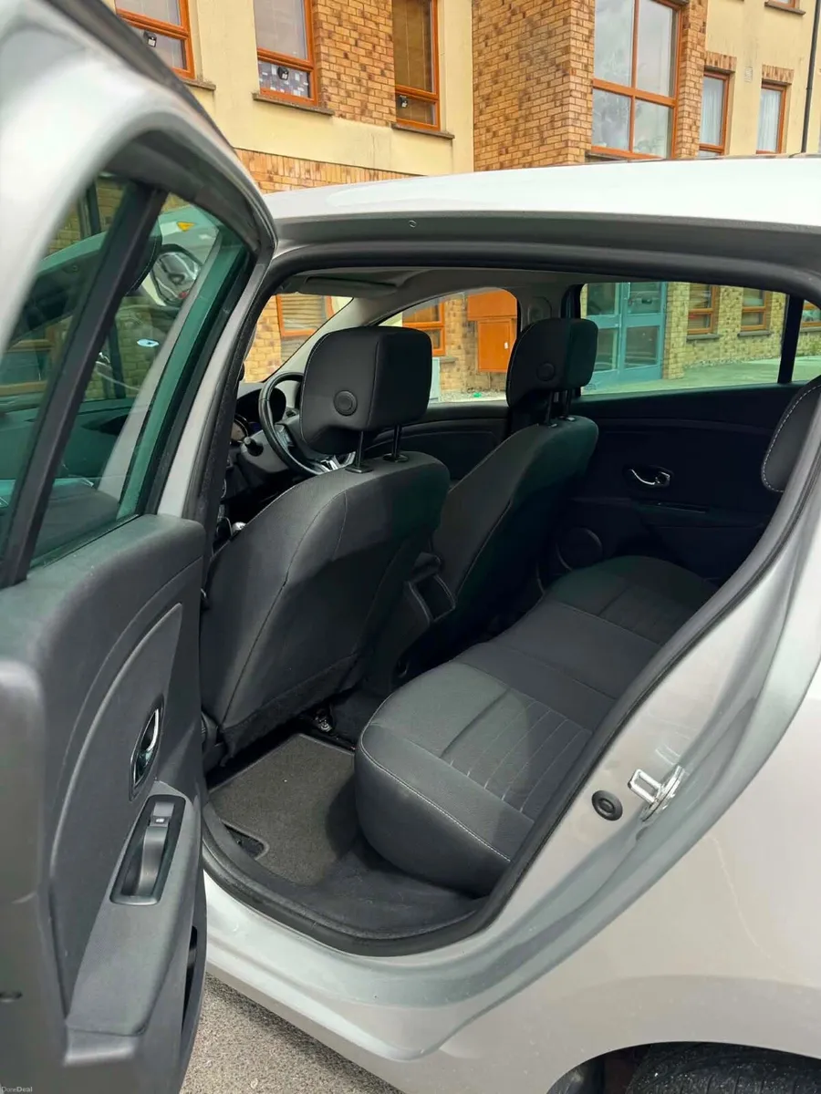 Renault Megane 3 Ltd - Image 6
