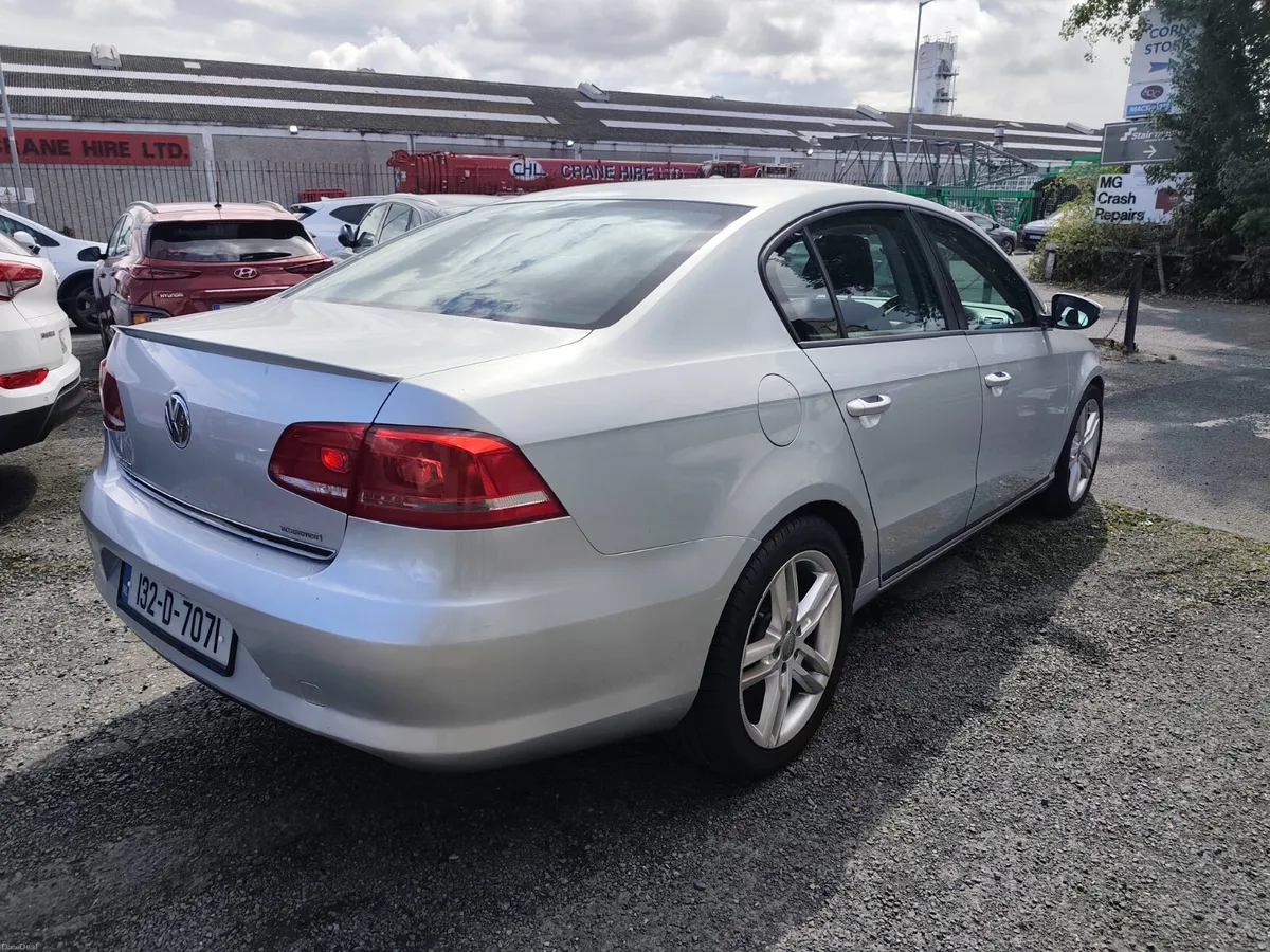 Volkswagen Passat 2013 - Image 4