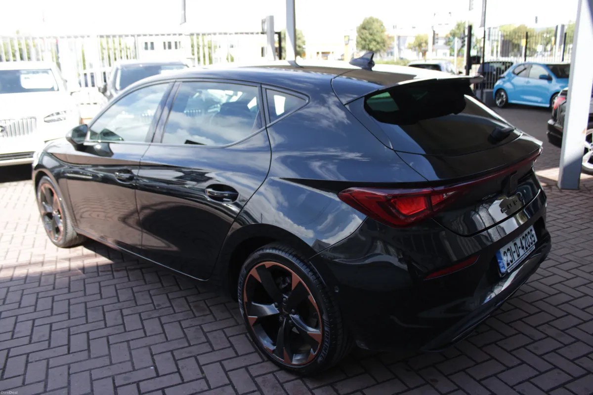 1.5 ETSI 150HP DSG 5DR HATCHBACK // STUNNING CAR / - Image 6