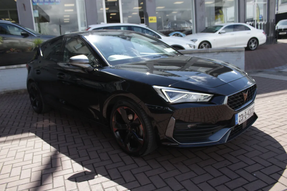 1.5 ETSI 150HP DSG 5DR HATCHBACK // STUNNING CAR / - Image 2