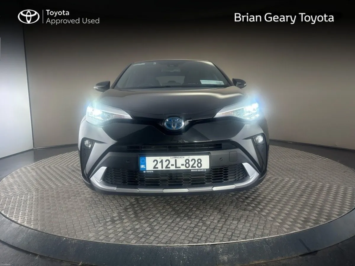 Toyota C-HR HYBRID SPORT - Image 5
