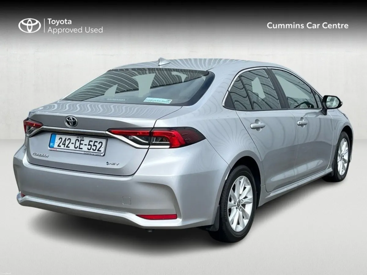 Toyota Corolla SALOON LUNA - Image 2