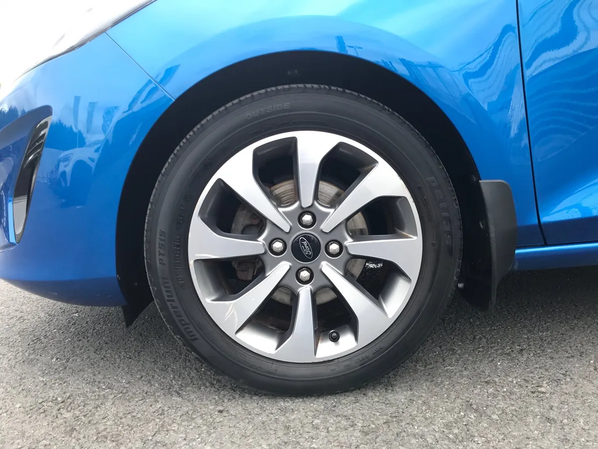 Fiesta Connected  1.0t 95 S6.2 M6 4dr - Image 5