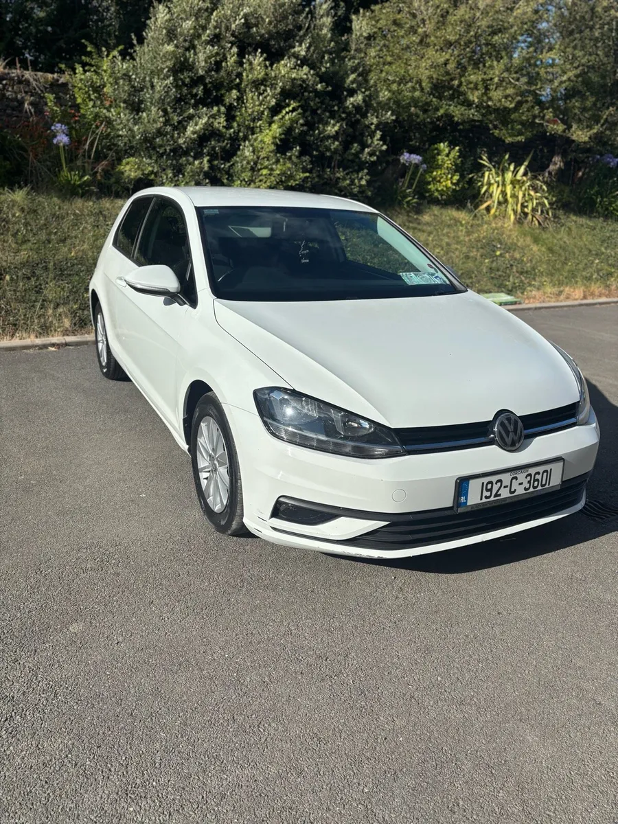 2019 Volkswagon Golf - Image 2