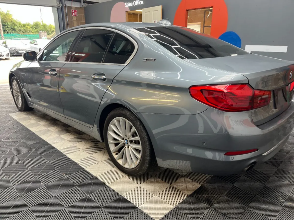 BMW 5-Series 2018 BMW 530E LUXURY iPERFORMANCE 2.0 - Image 5