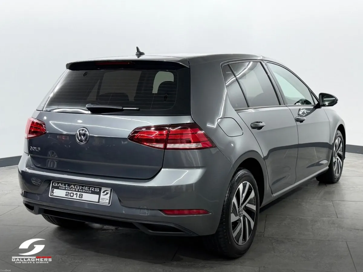 Volkswagen Golf 1.6 TDI S BLUEMOTION LOW MILES - Image 4