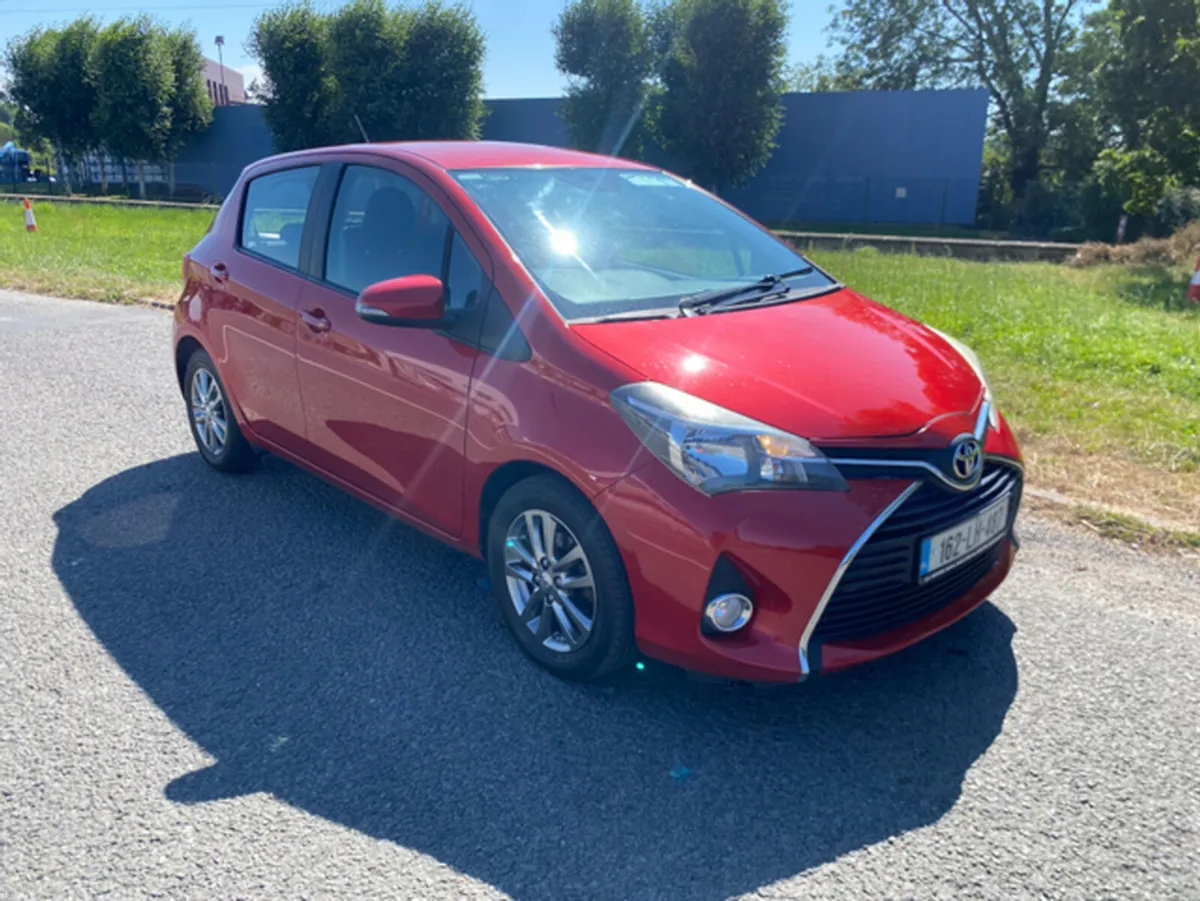 Toyota Yaris 1.4 D-4D LUNA 4DR - Image 3
