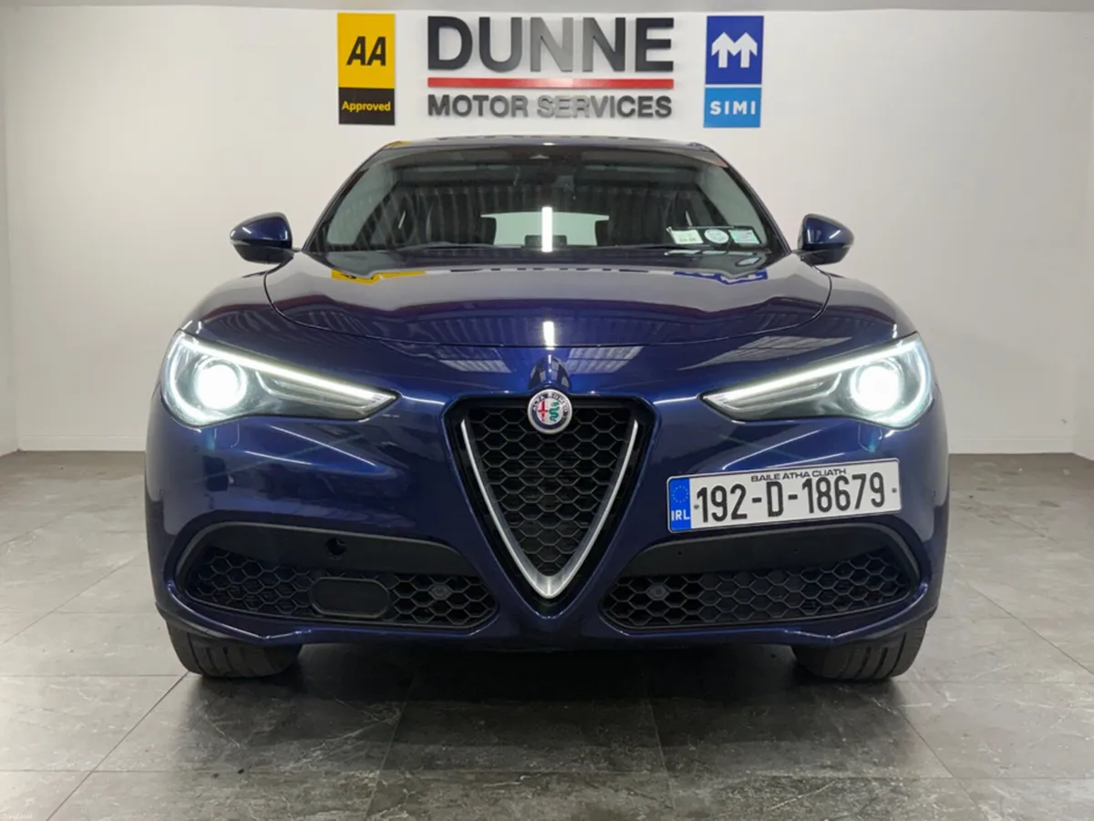 Alfa Romeo Stelvio **SPECIALE 5 MODEL **2 KEYS **2 - Image 3