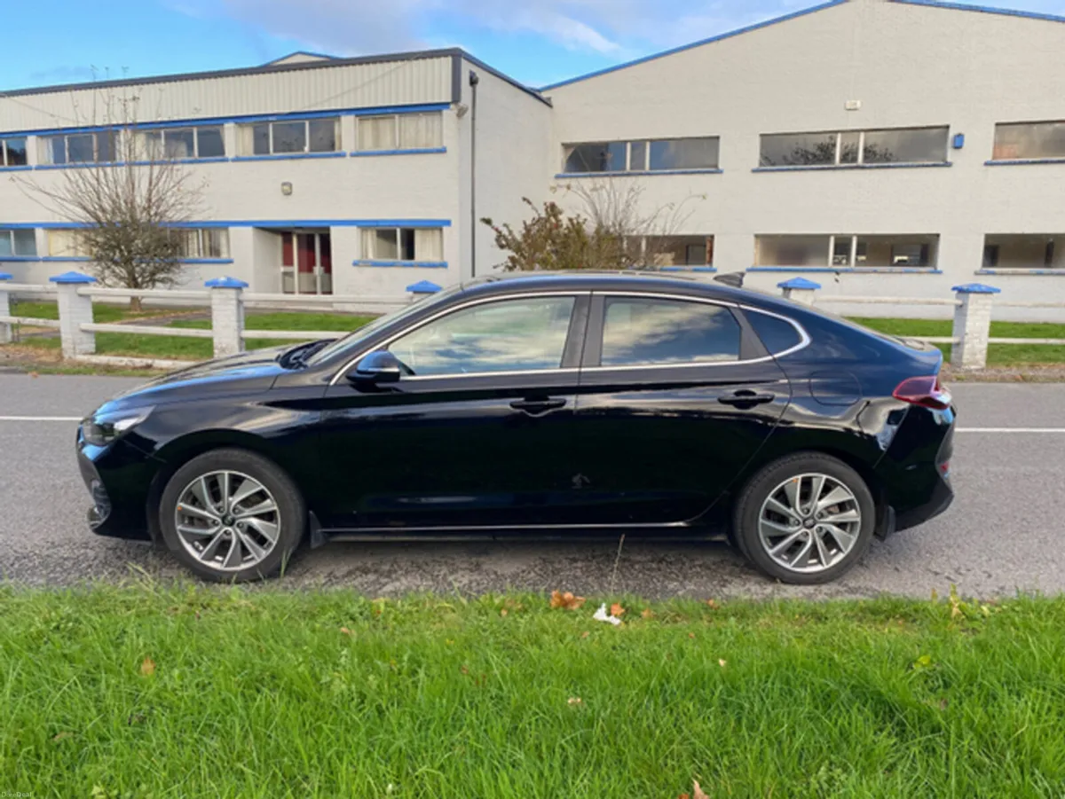 Hyundai i30 I 30 FASTBACK 5DR - Image 6