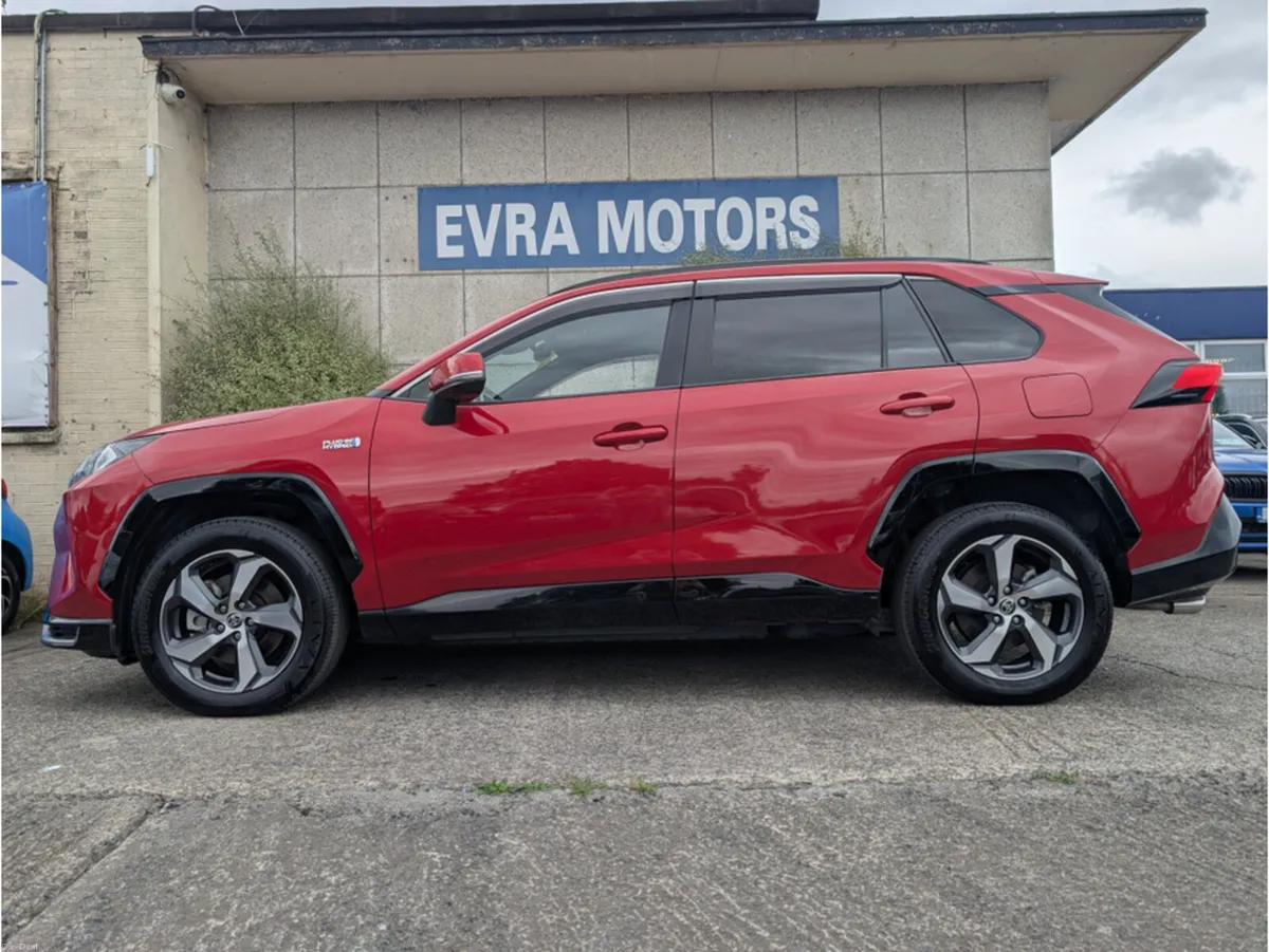 Toyota RAV4 G 4WD PETROL PLUG IN HYBRID AUTOMATIC - Image 4