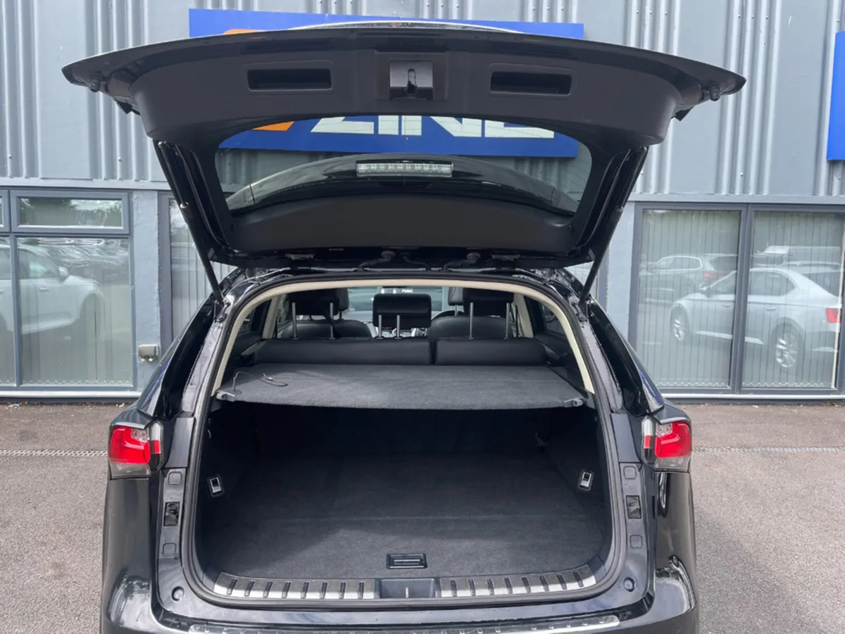 Lexus NX 2.5 LUXURY CVT 5DR AUTO 4WD 197HP A NX300 - Image 5