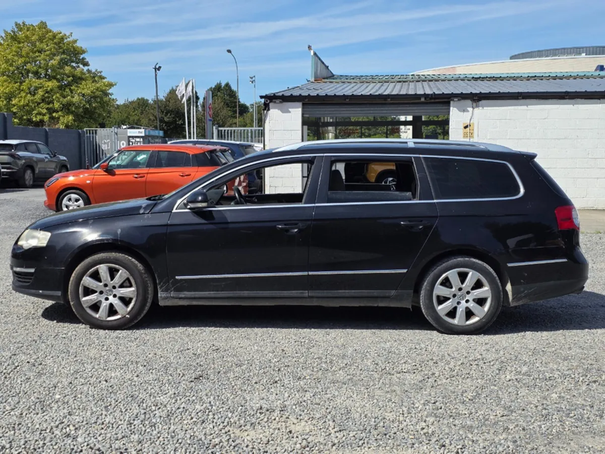 Volkswagen Passat SPORT 1.6 FSI B6 VARIANT - Image 4