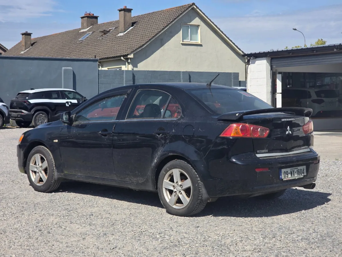 Mitsubishi Lancer NEW 1.5 INTENSE - Image 5