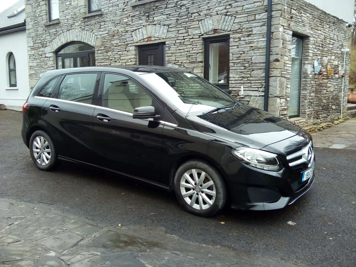 Mercedes-Benz B-Class 2015 - Image 1