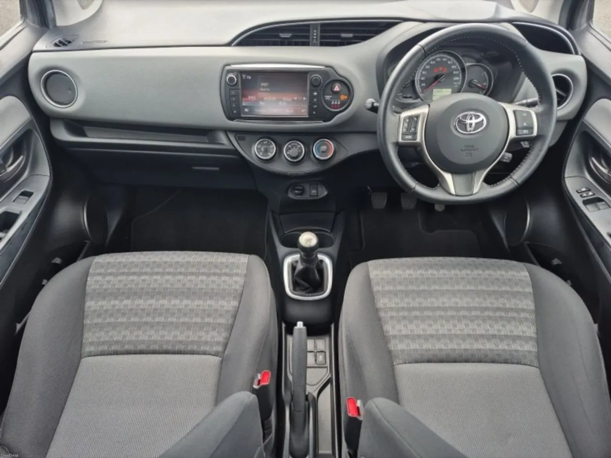 Toyota Yaris ** LUNA ** MANUAL ** TRINITY MOTORS * - Image 2