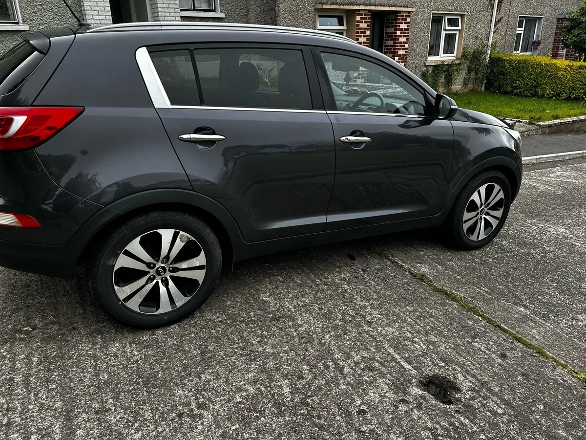 2013 KIA Sportage - Image 2