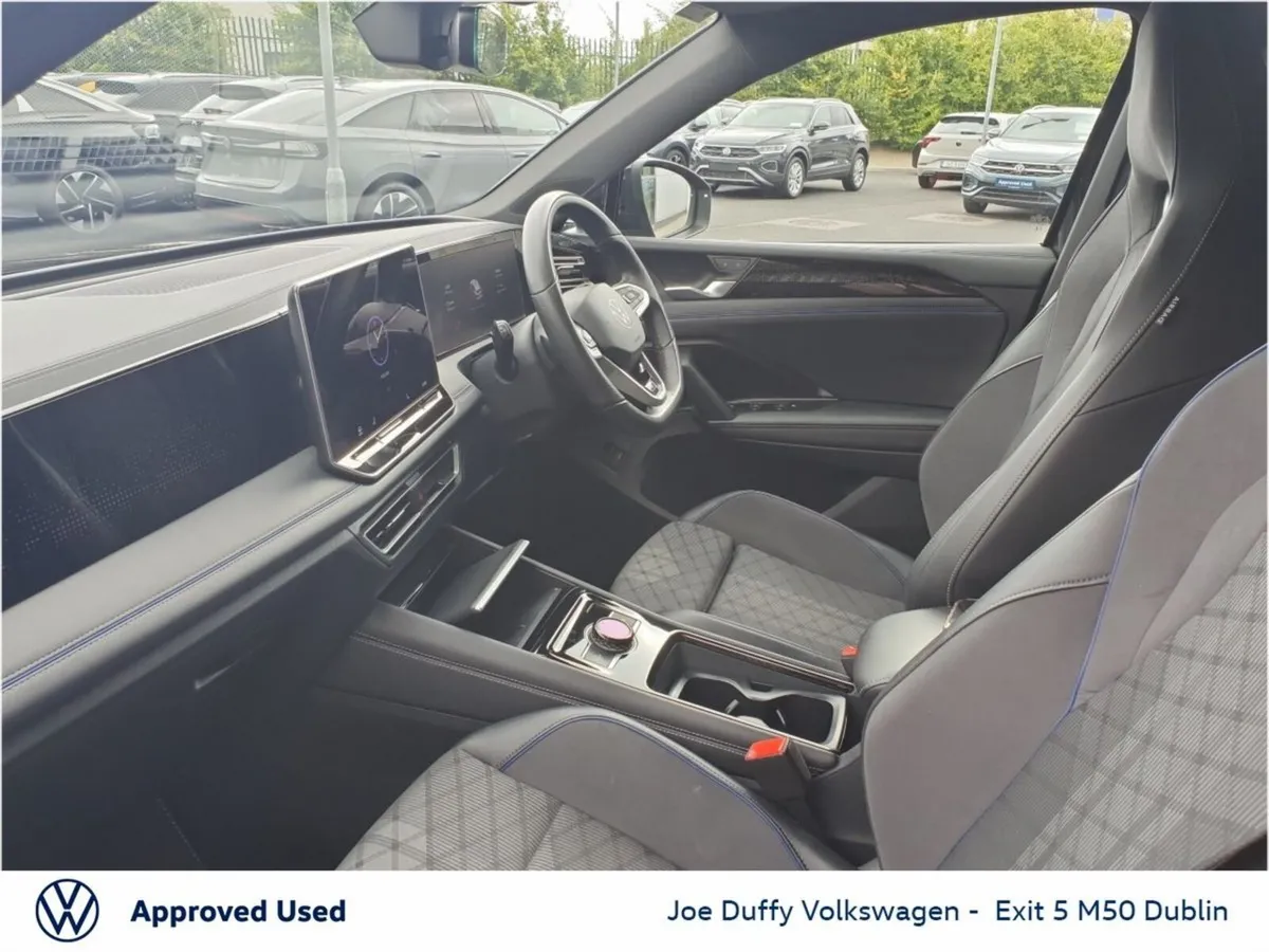 Volkswagen Tiguan R-LINE 2.0 TDI 150HP DSG AUTO - Image 3