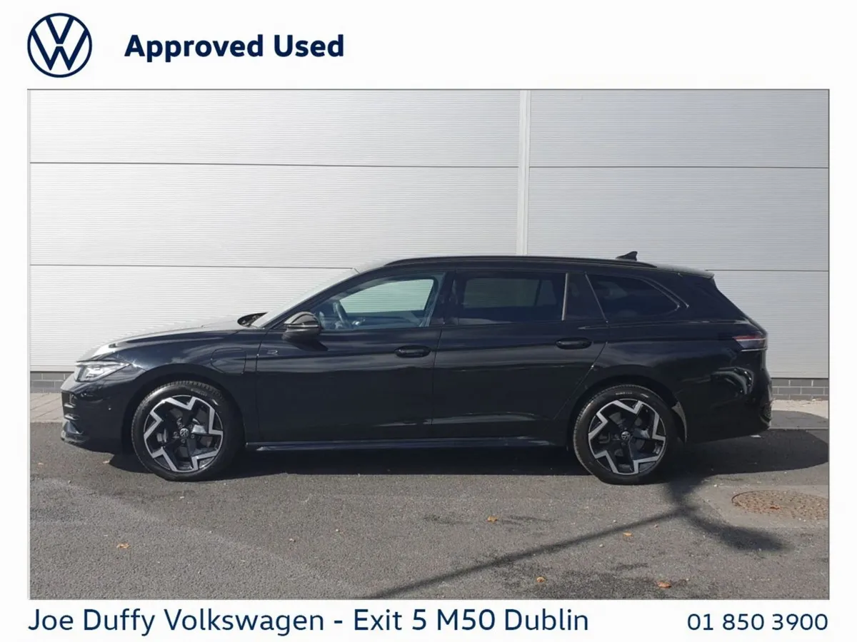 Volkswagen Passat  R-LINE PHEV S-A DSG AUTO - Image 5