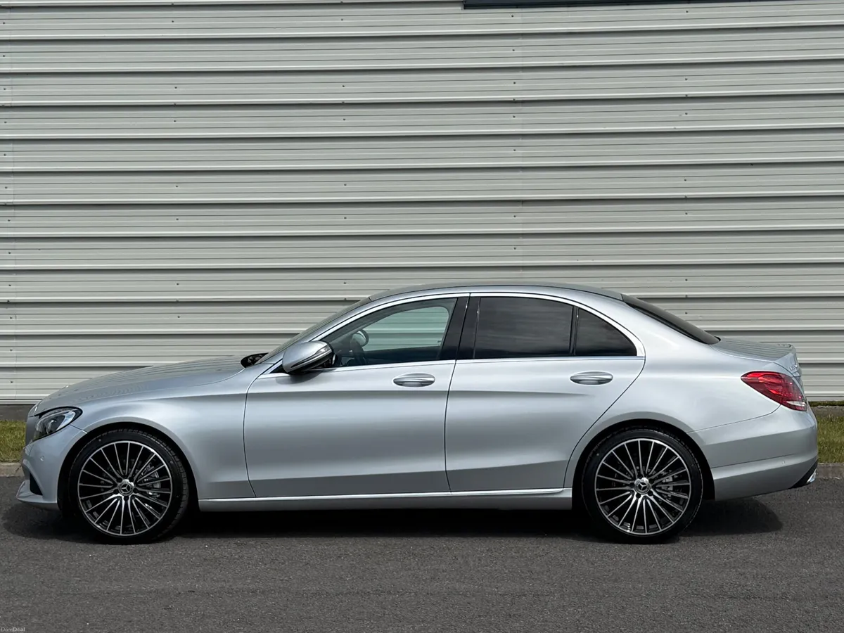 Mercedes-Benz C220d *LowKm - Image 3