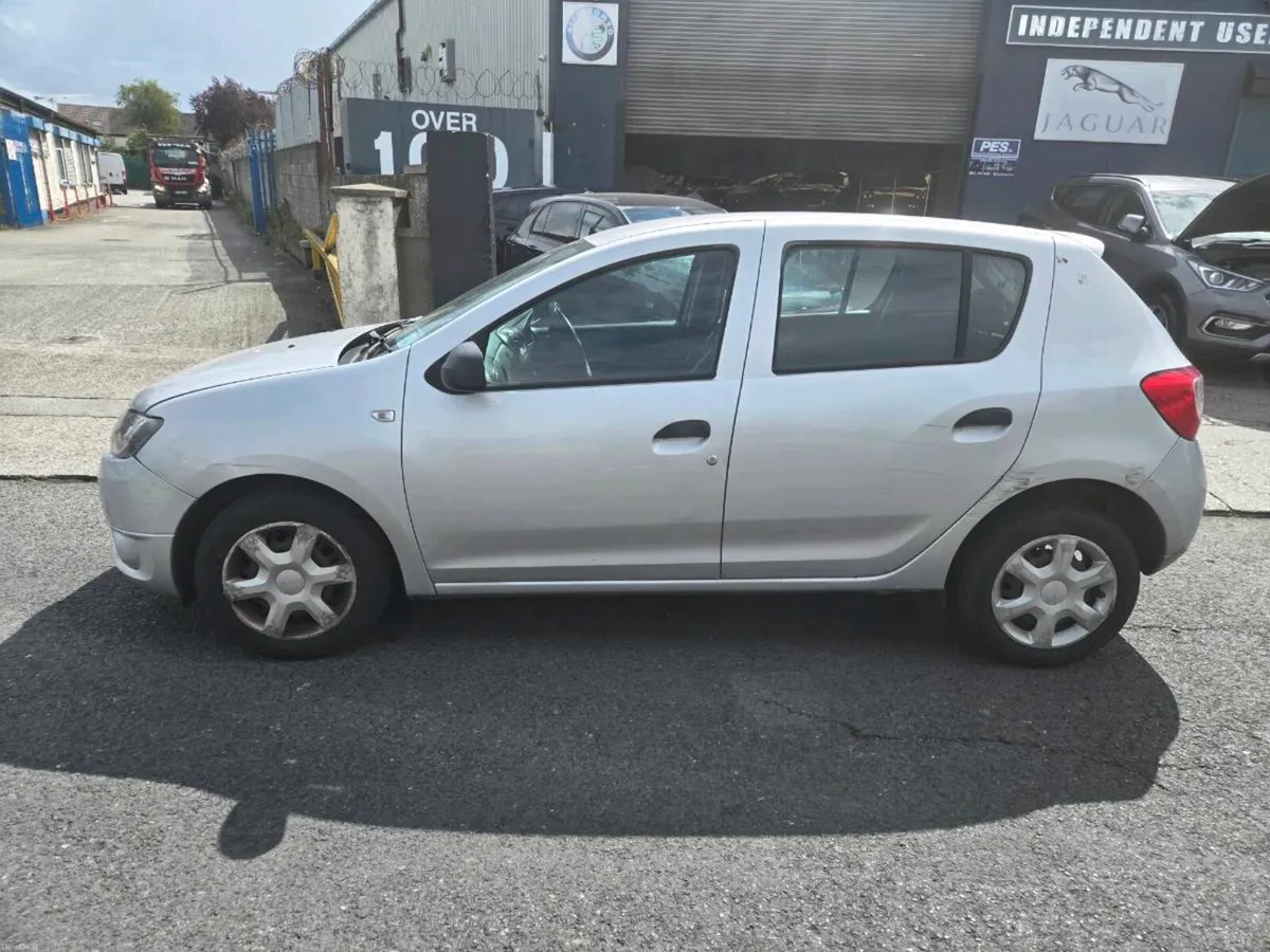 DACIA SANDERO ALTERNATIVE 1.2 PETROL - Image 4