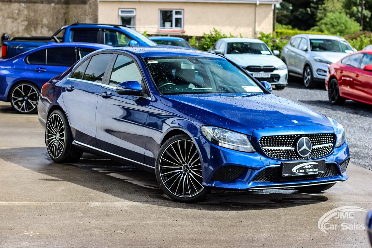2019 MERCEDES-BENZ C220 AMG LINE - Image 4