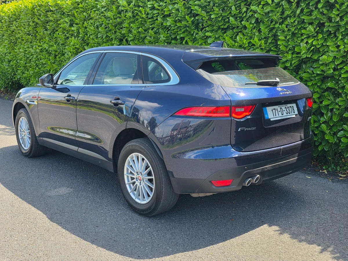 2017 Jaguar F-PACE 2.0D Prestige AWD Automatic - Image 4