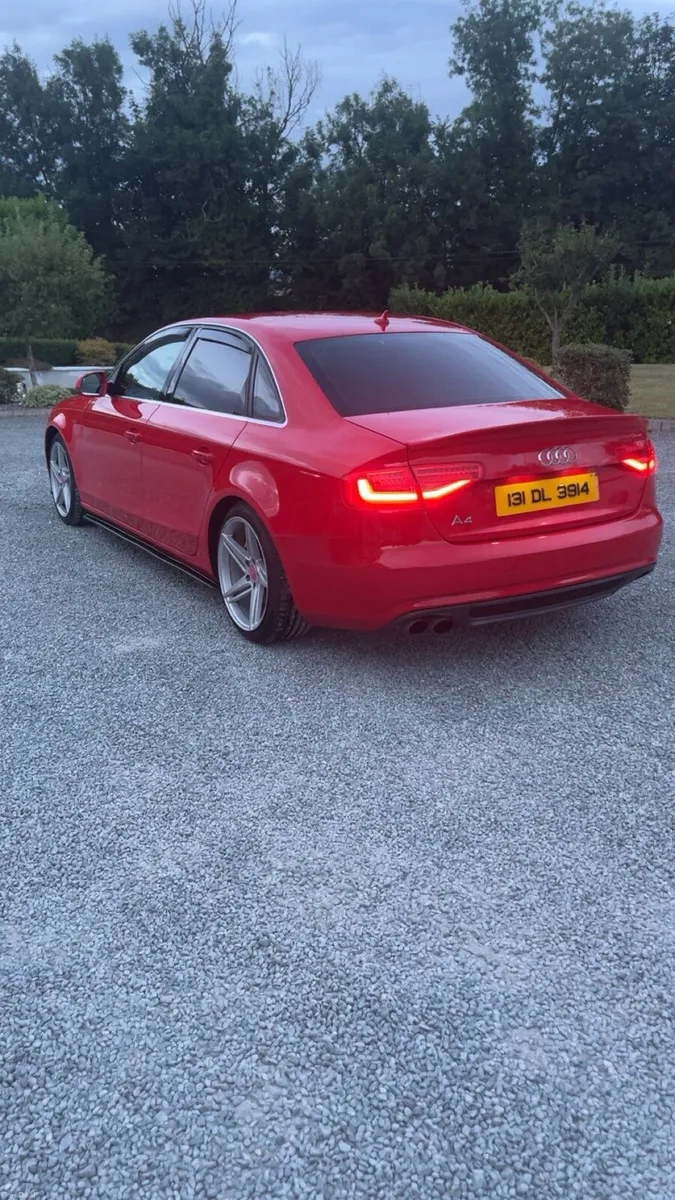 Audi A4 - Image 2