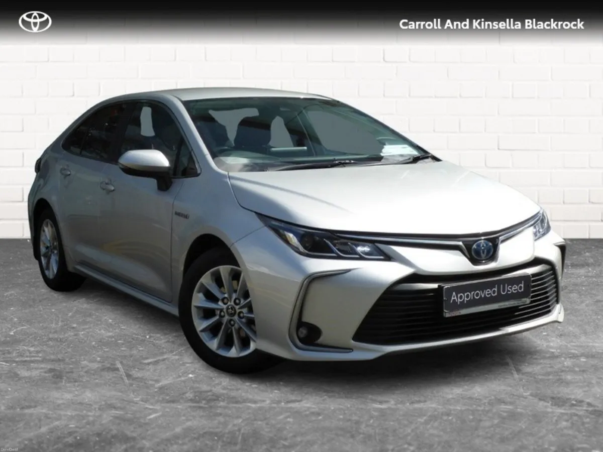 Toyota Corolla Hybrid Luna Saloon - Image 1
