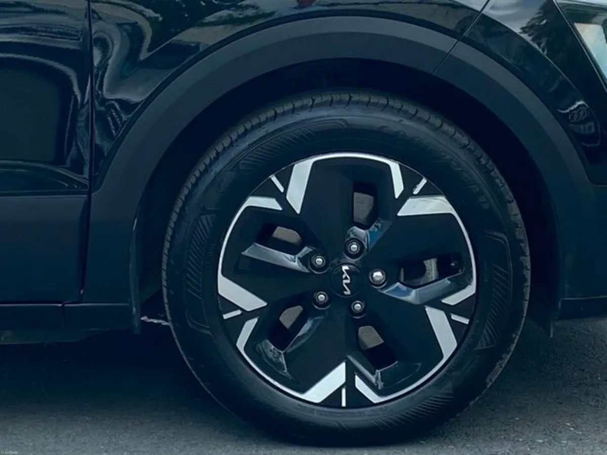 Kia Niro 65Kw New Model 450Km Range - Image 5