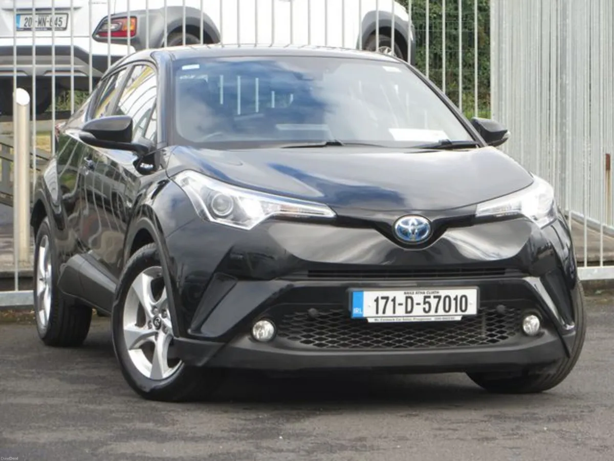 Toyota C-HR Icon HEV CVT 5DR Auto - Image 3