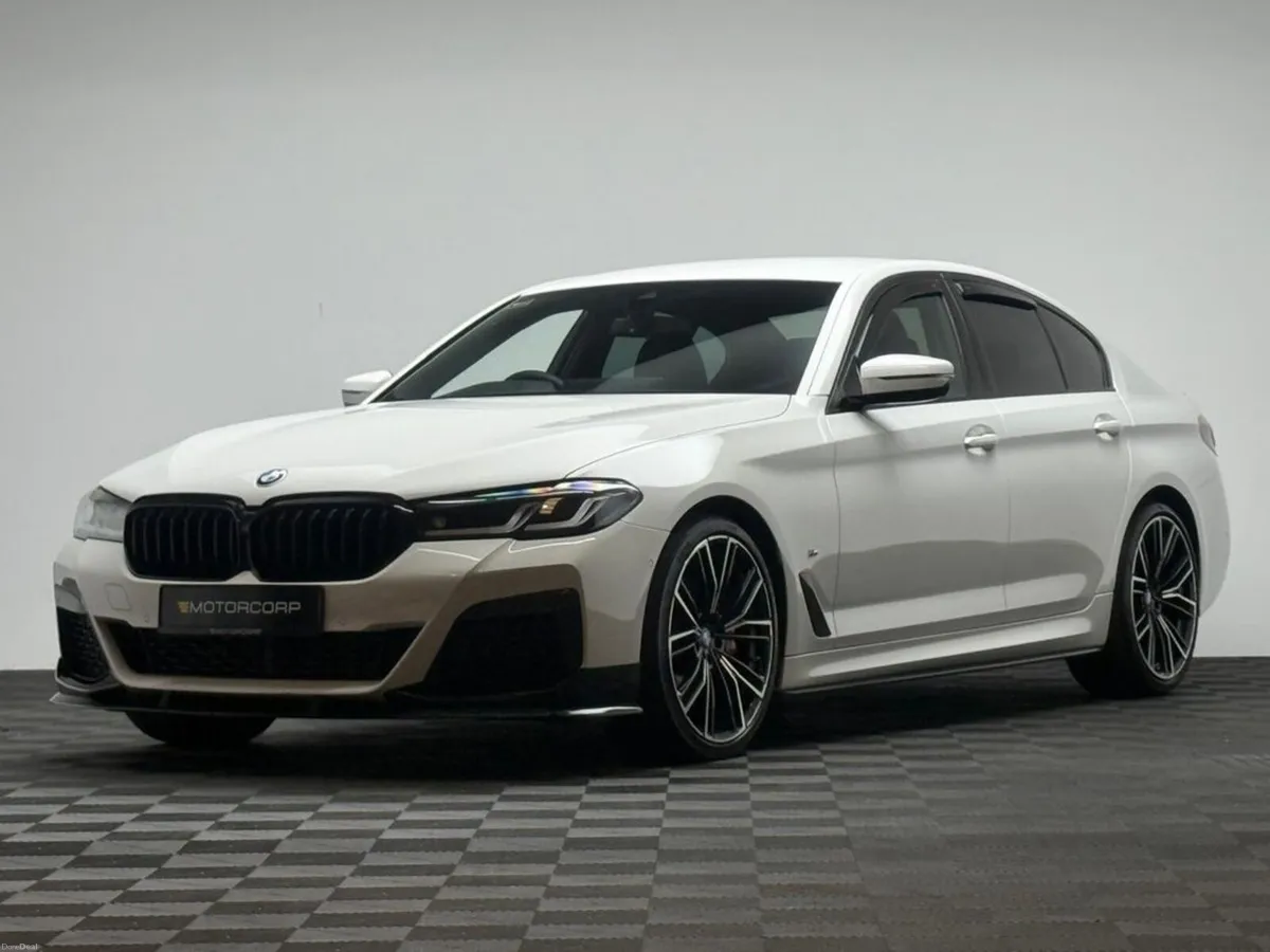 BMW 5-Series 520D M SPORT PRO - Image 3