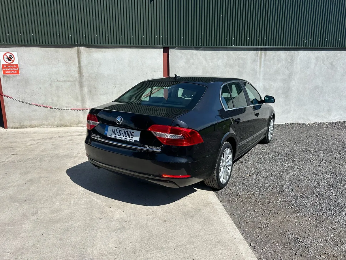 Skoda Superb - Image 2