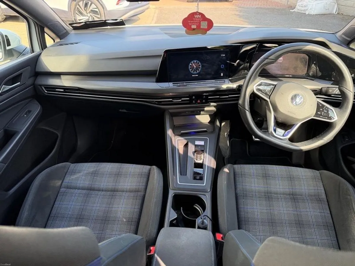 2021 Volkswagen Golf GTE - Image 6
