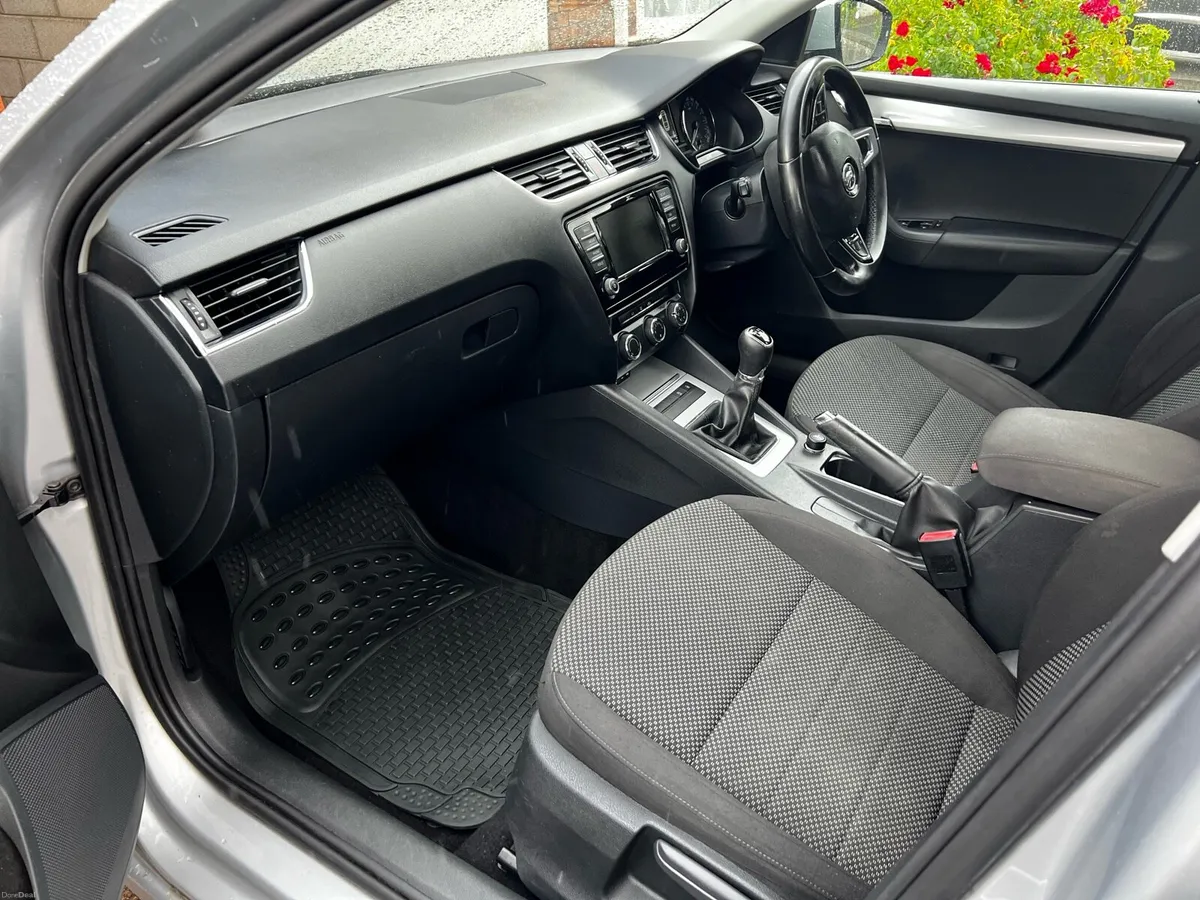 2016 Skoda Octavia 1.6Tdi NCT 11-27 - Image 5