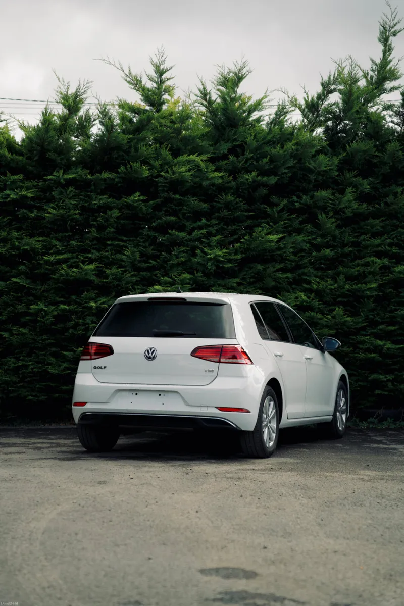 Volkswagen Golf Comfortline 2018 |Efficient Hatchb - Image 3
