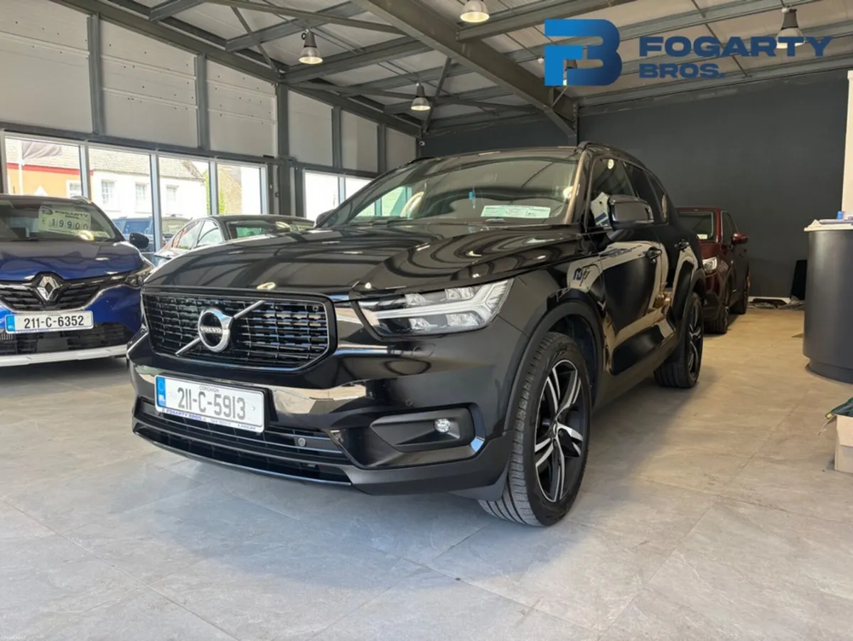 Volvo XC40 2021, T4 PHEV R-DESIGN 5DR AUTO - Image 3