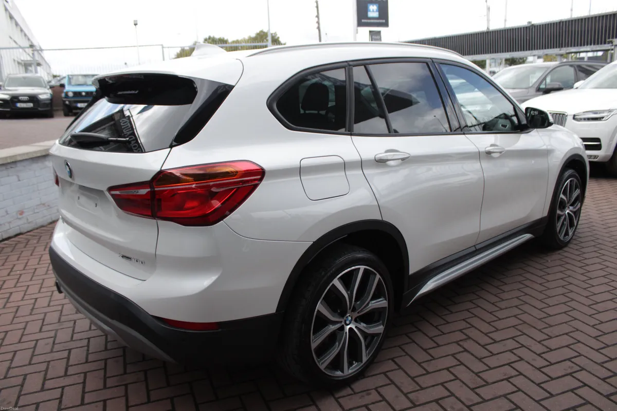 2.0D X-DRIVE X-LINE EDITION 5DR AUTOMATIC // 1 OWN - Image 4