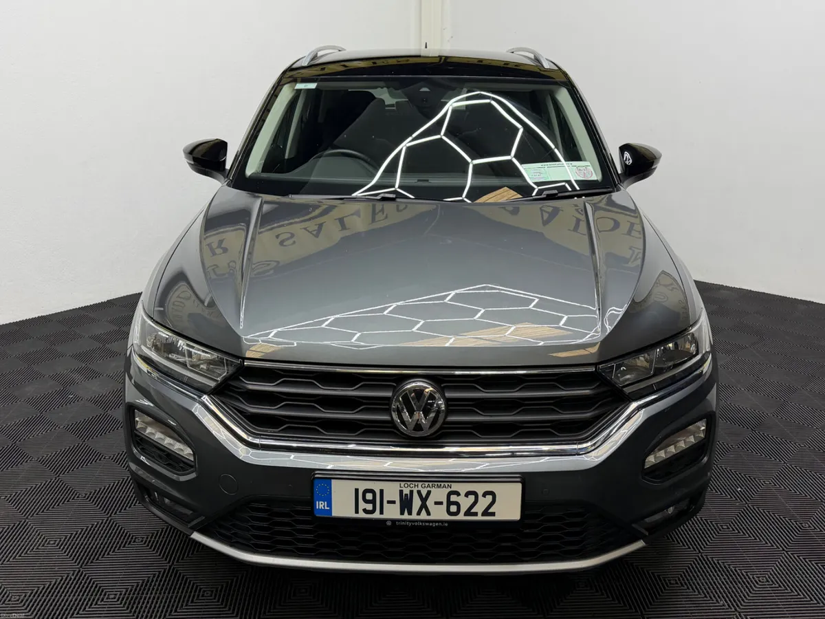 2019 Volkswagen T-Roc 1.0 TSI 115bhp Design - Image 3