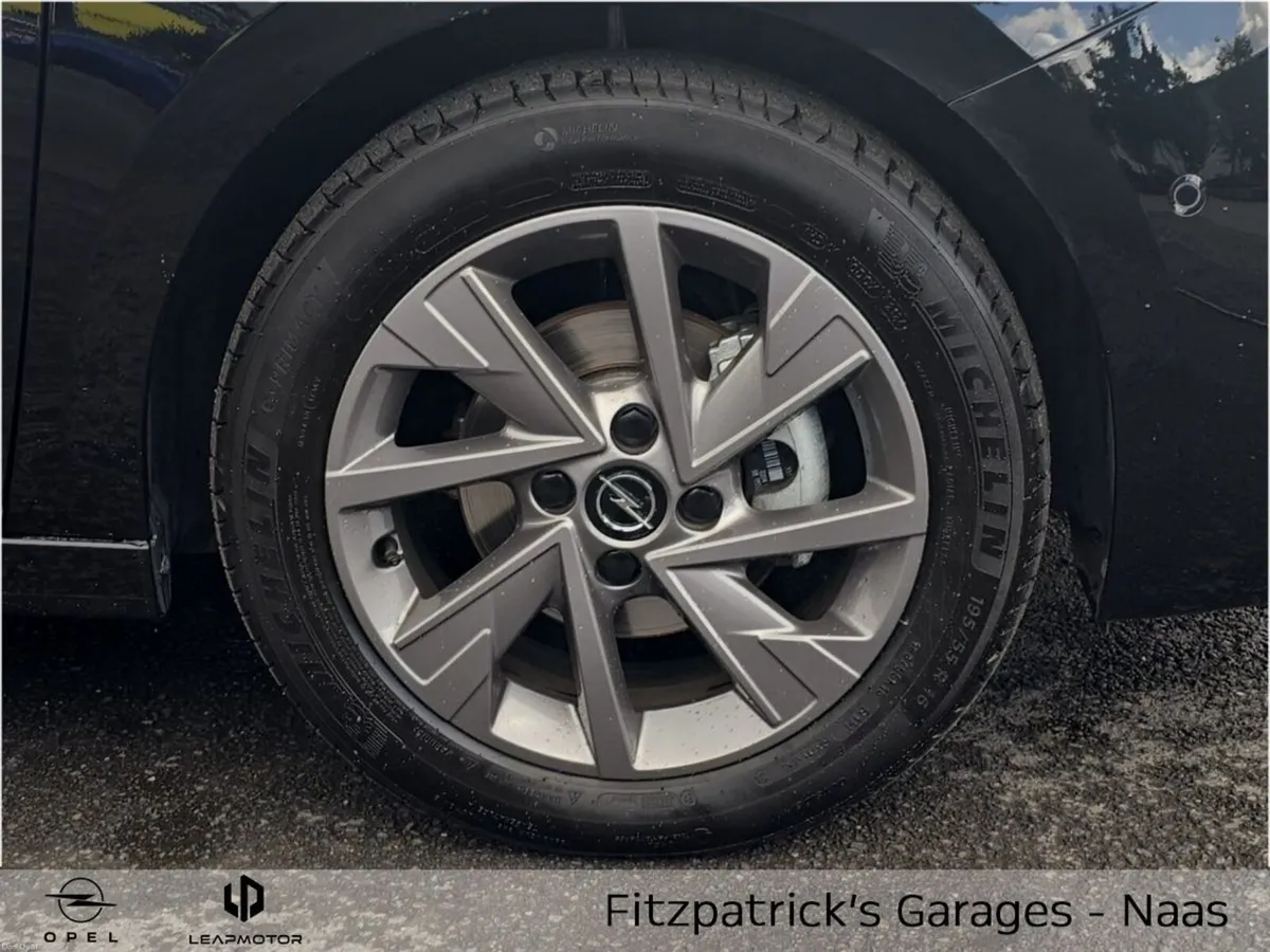 Opel Corsa Elegance 1.2i Demo with 3.9% Finance Av - Image 6