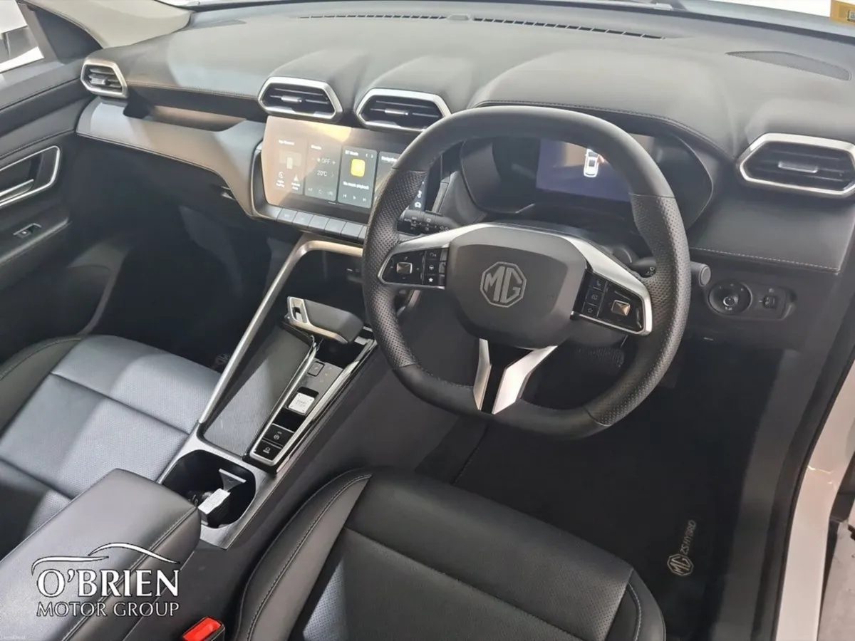 MG ZS Exclusive HEV - Image 6