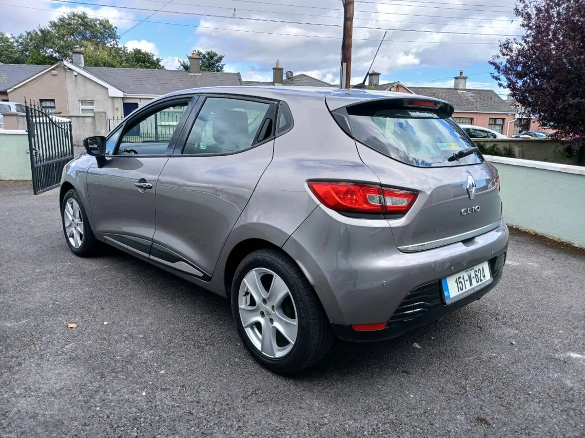 2015 CLIO NCT 06.27 TAX 04.27 GREAT VALUE LOW KMS - Image 4